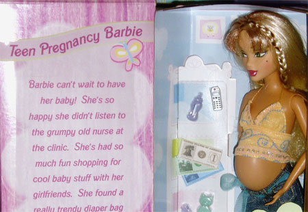 Barbie забеременила и подсела на bdsm