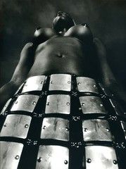 Фото к статье Голые амазонки Thierry Le Goues