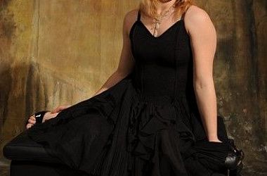 Активная бисексалка, голый фитнес тренер и краса Франции Тиа