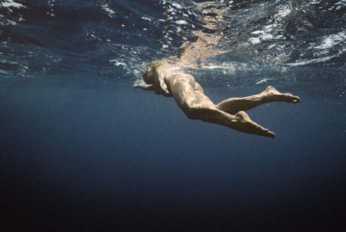 Обнаженные и не только, под водой от Zena Holloway