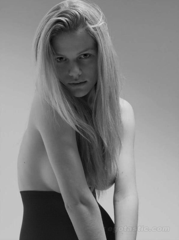 Brooklyn Decker par Mark Squires 5