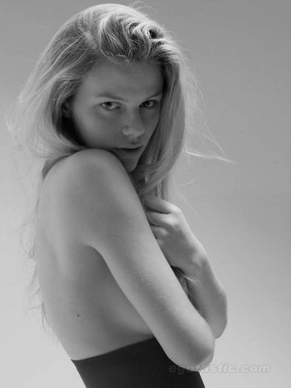 Brooklyn Decker par Mark Squires 1